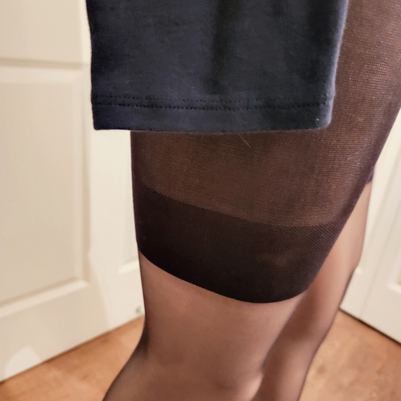 Classic Tommy Long Sleeve Top - Picture 3 of 5